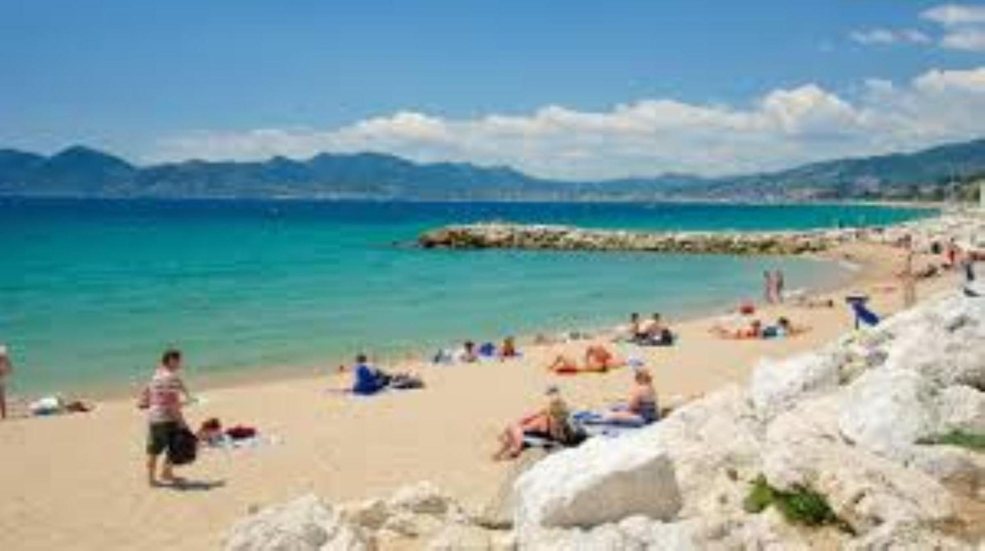 Le Castille - A Deux Pas Des Plages Cannes Exterior photo